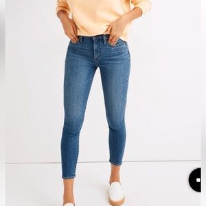 Madewell Curvy High Rise Skinny Crop in Size 37 US 22/24